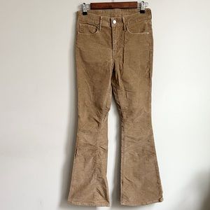 Levi’s Ribcage Flare Corduroy Jeans